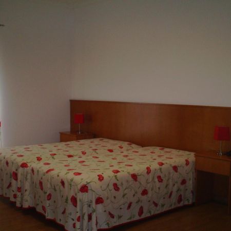 Hotel Serafim Almodôvar Buitenkant foto